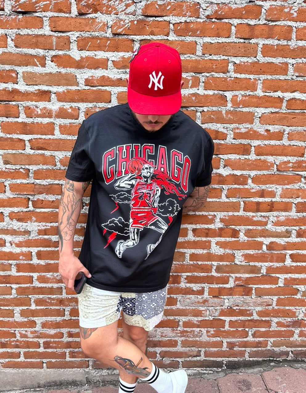 CHICAGO "PREMIUM" BLACK TEE